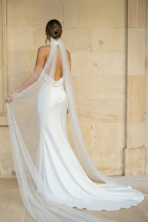 Elegant Mermaid White Halter Satin Wedding Dresses