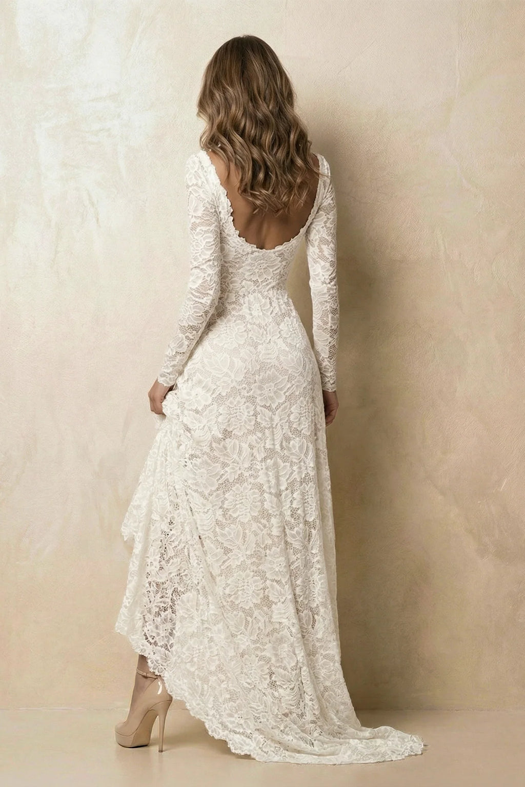 Vintage Floral Boho Lace Wedding Dress with Sleeves Modest Boat Neck Low-V Back Princess Bridal Gown
