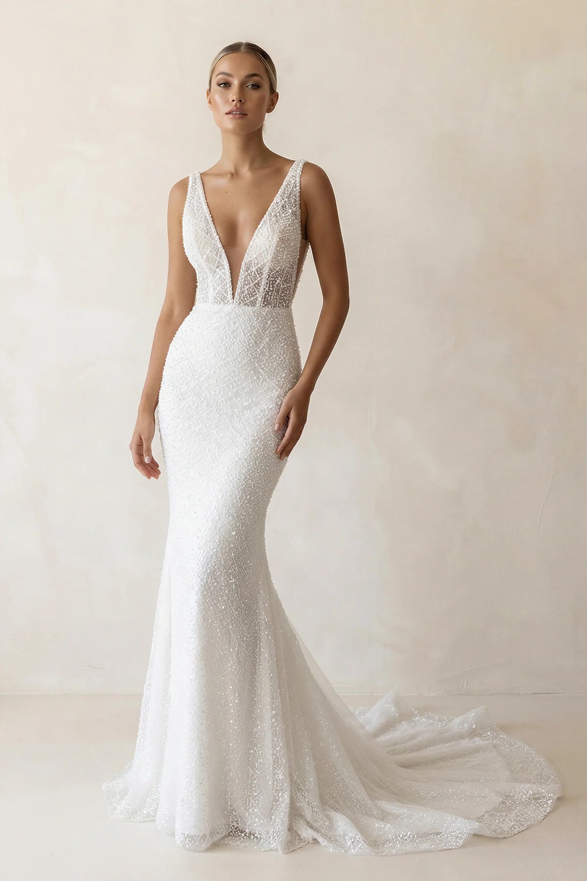 Sparkly Mermaid V Neck Sequins Lace Long Wedding Dresses